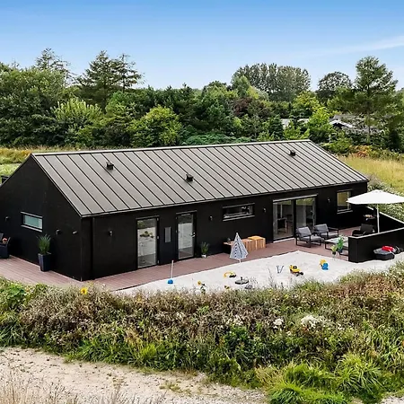 Semesterbostad Artur - 800m From The Sea By Interhome