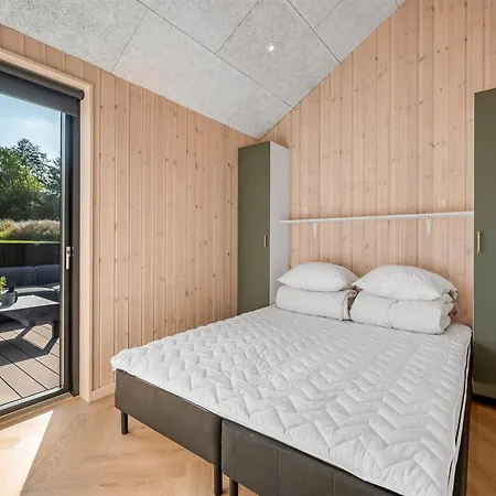 Artur - 800m From The Sea By Interhome *