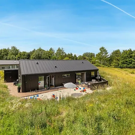Artur - 800m From The Sea By Interhome