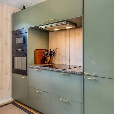 Artur - 800m From The Sea By Interhome *