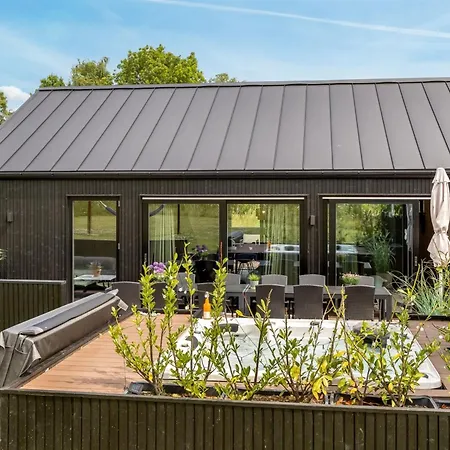 Artur - 800m From The Sea By Interhome
